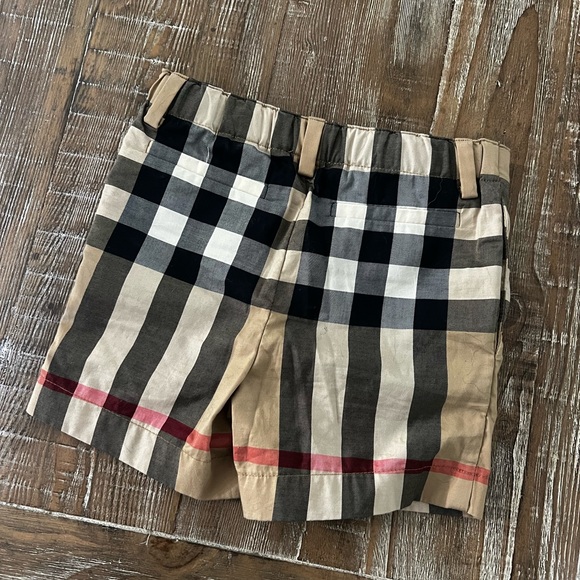 Burberry Toddler Shorts - Picture 3 of 4